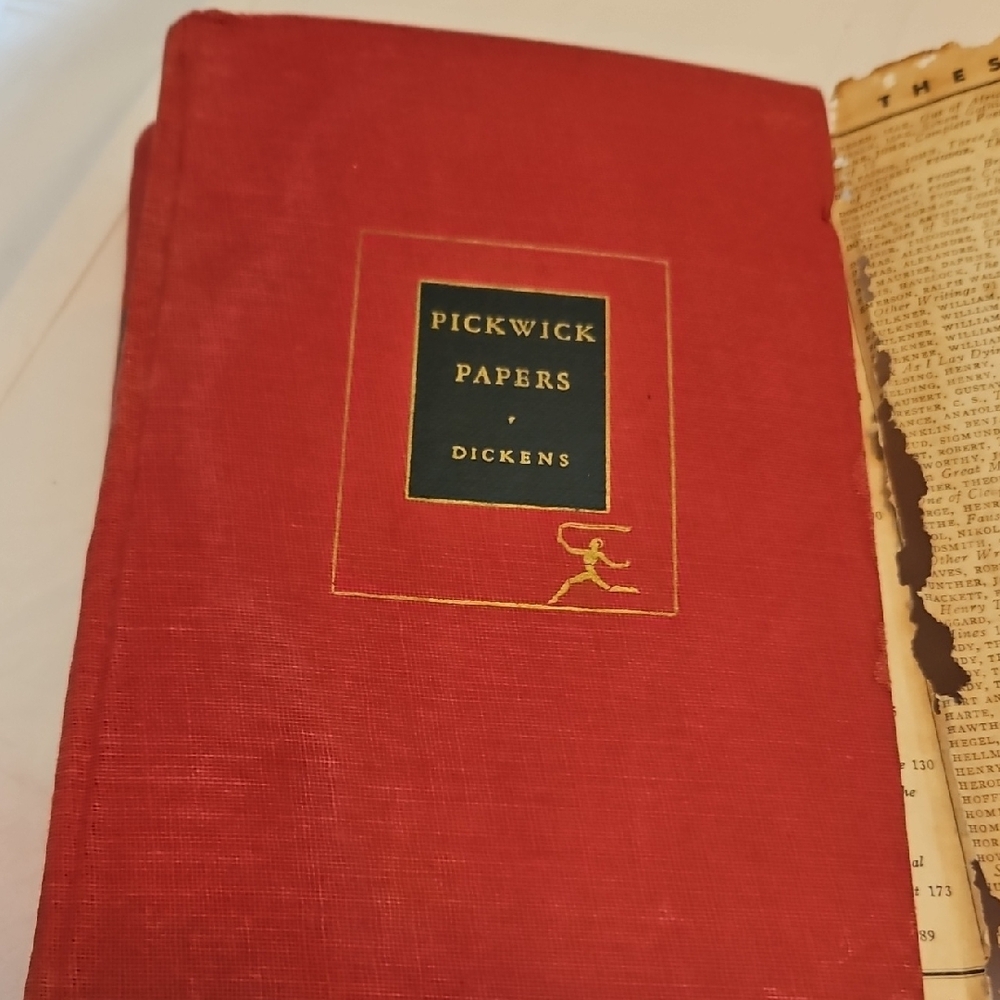 Vintage Pickwick Papers Book - Picture 4 of 8